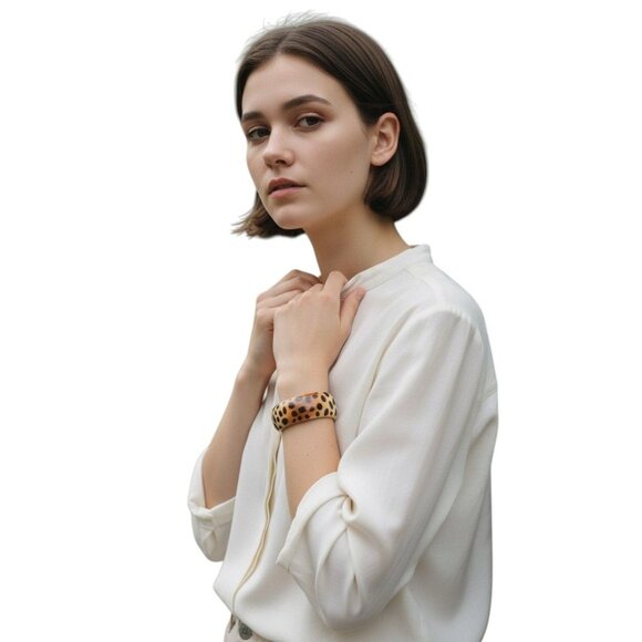 Wide Lucite Bangle, Animal Spots Pattern Bracelet, Safari leopard Retro Fashion, - Picture 3 of 5